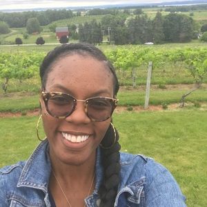 Meet your Posher, Sacha